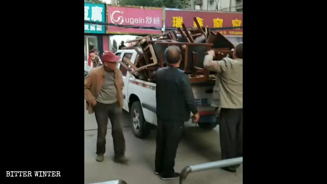 社區人員搬走教會值錢物品